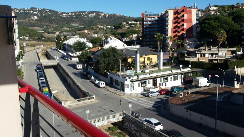 Apartaments Mar Blau Calella Bagian luar foto